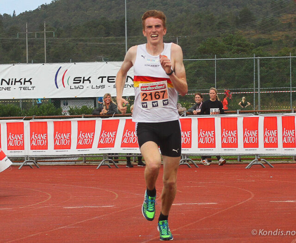 Marius Vedvik satte løyperekord på Knarvikmilas 5 km Knarvik_5KM 2014-2878