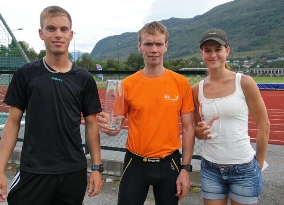Helge Hafsås og Louise Skak vant i varm Nordvest maraton 19_Petter_Helge_og_Laura.jpg