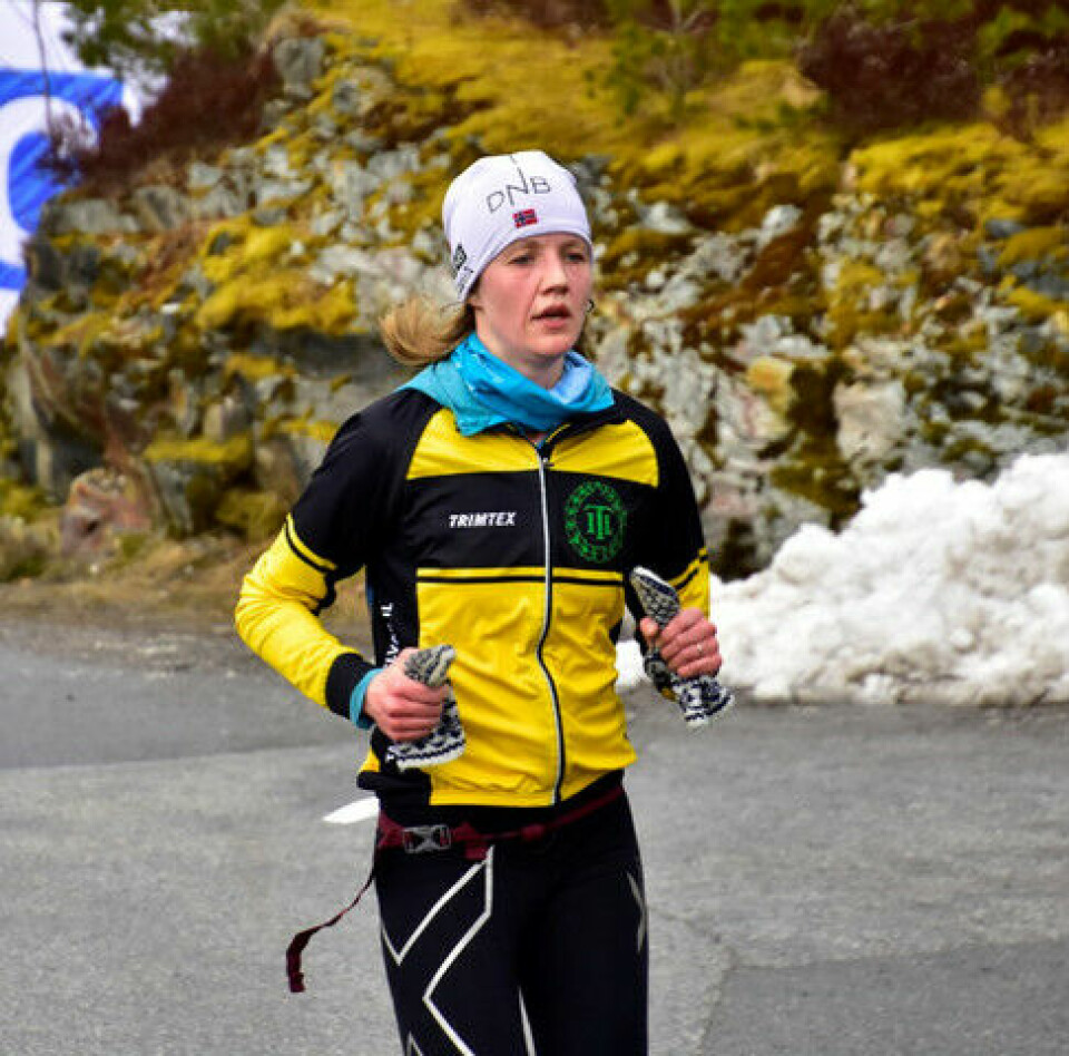 Deltakerrekord og to løyperekorder i Eikefjord Halvmaraton Vinner 10 km kv. - Camilla Savland.jpg