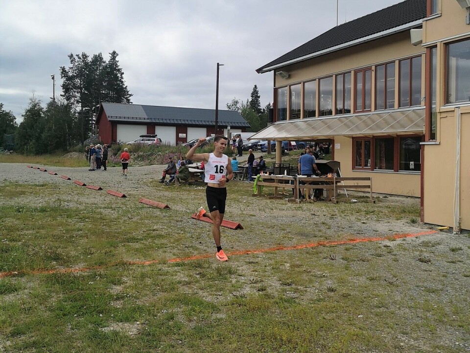 Maria (12) vant 10 km i Egebergs Minneløp Peder Talsnes vinner 10 km.jpg