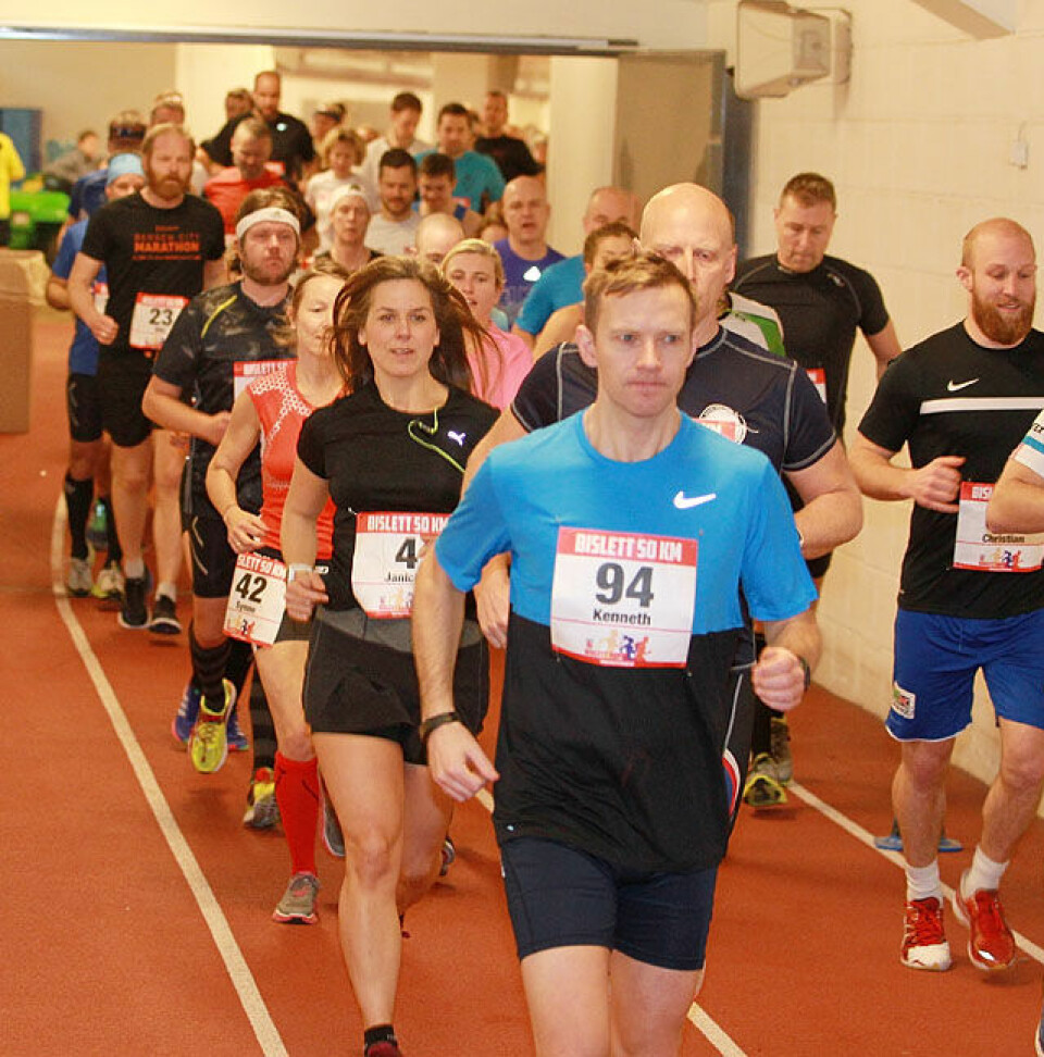 Bislett 50 km: John H. Strupstad og Kristine B. Walhovd vant Pulje2_startbilde3_ogsaa_damer_A20G0736.jpg