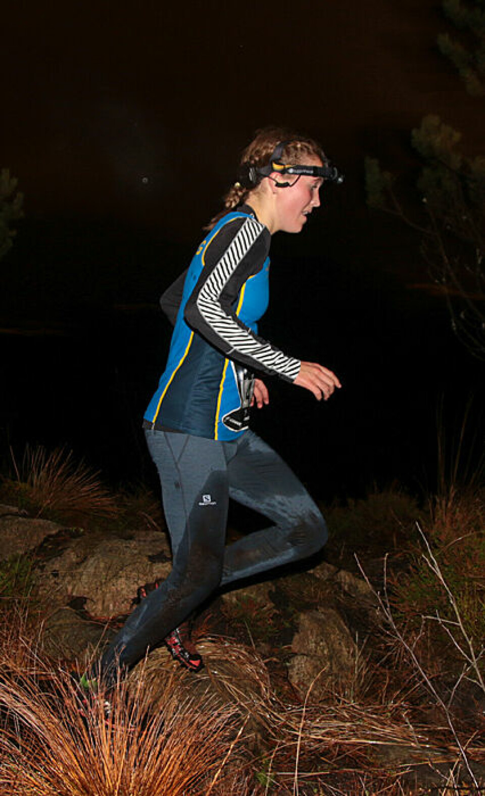 Silva Nightrun med stemningsfullt mørkeløp på Fløyen 3J6A6292_stående.jpg