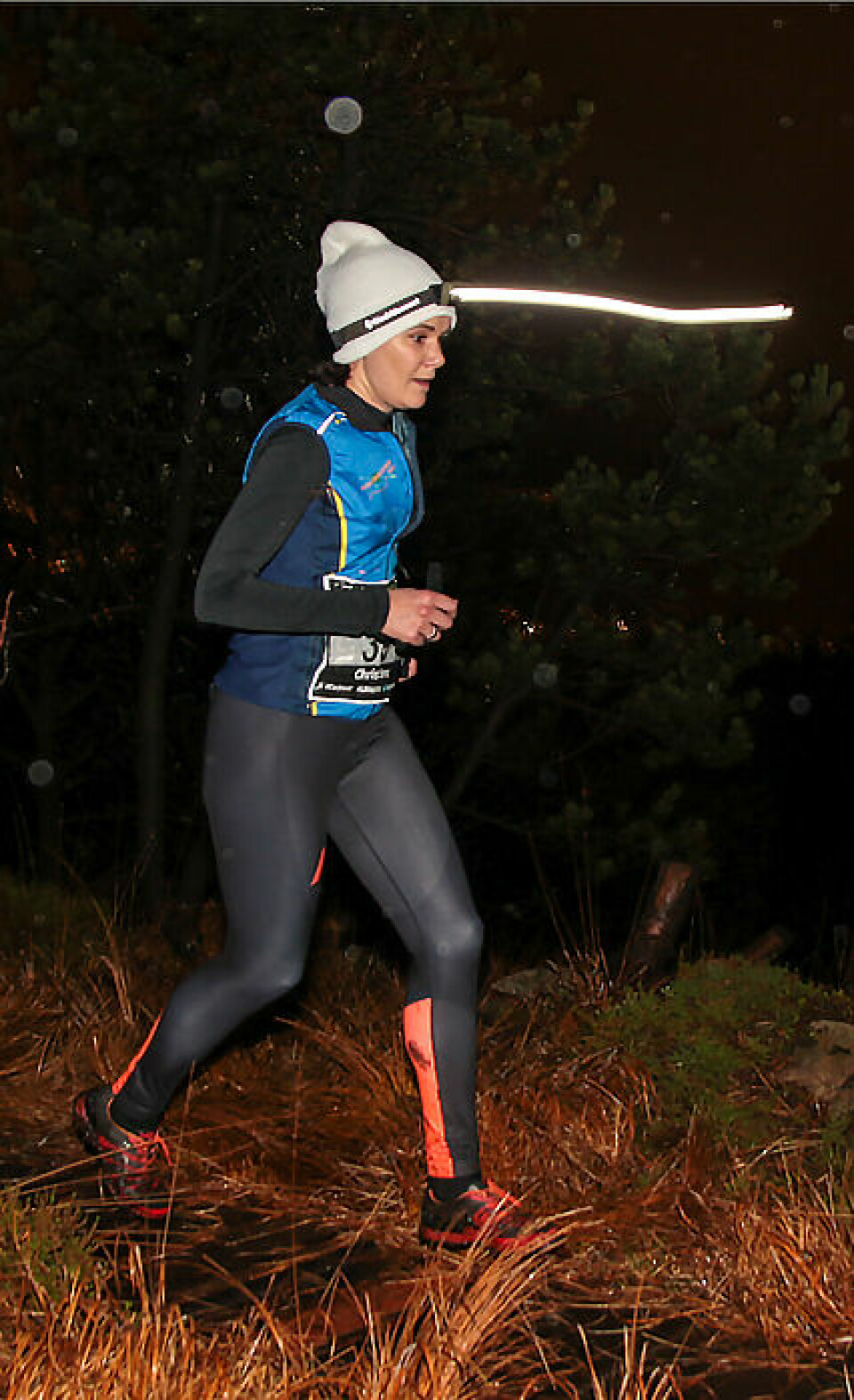 Silva Nightrun med stemningsfullt mørkeløp på Fløyen 3J6A6300_stående.jpg