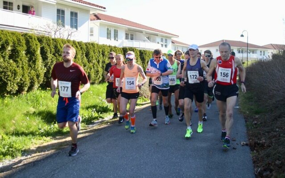 19-åringen Jonas Hesthaug vant maraton i Ålesund Maraton_start