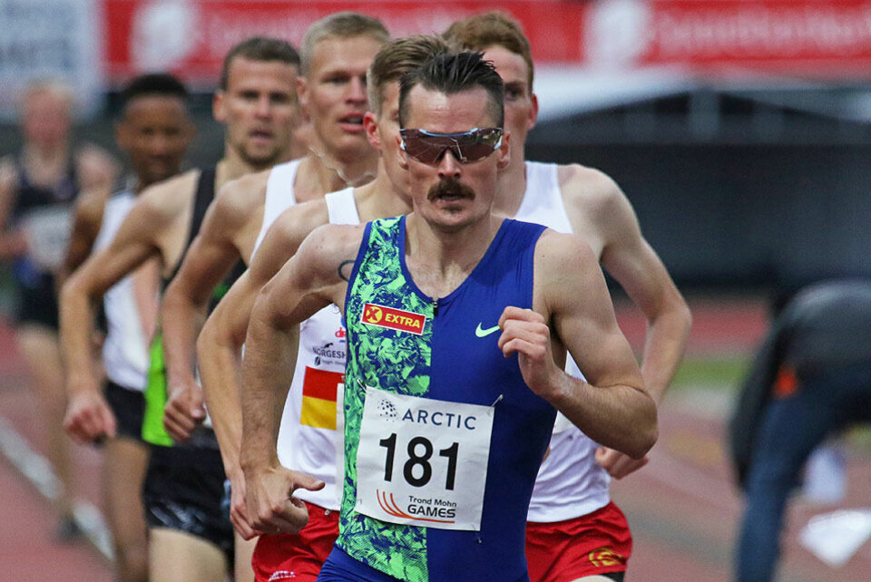Henrik Ingebrigtsen startet sesongen med seier på 3000 meter i Trond Mohn Games. Henrik Ingebrigtsen startet sesongen med seier på 3000 meter i Trond Mohn Games.