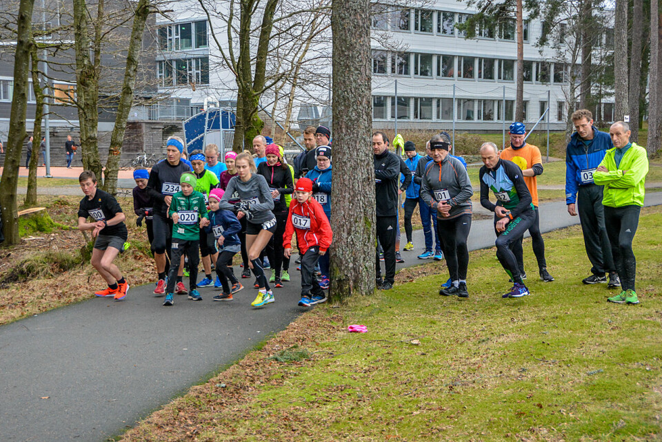 Starten har gått i 10 km-løypen Starten har gått i 10 km-løypen