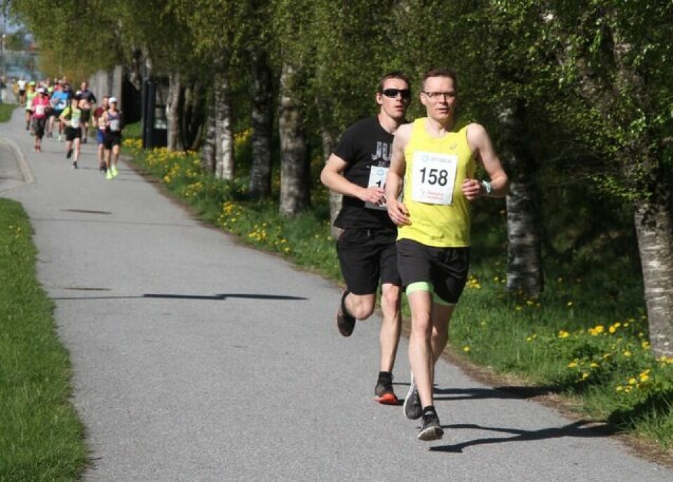 19-åringen Jonas Hesthaug vant maraton i Ålesund Maraton_Tore_Isaksen