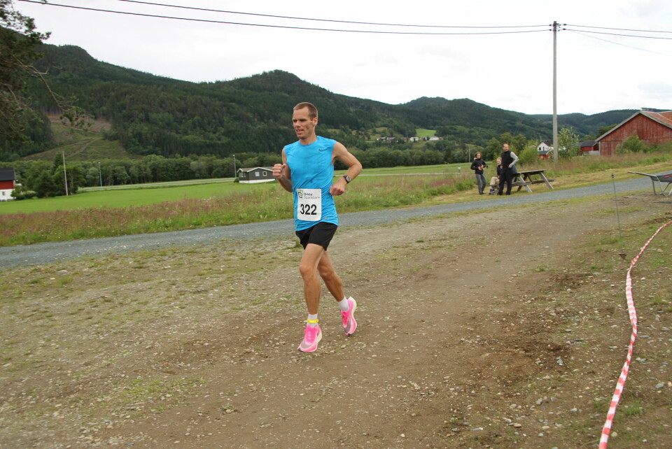 Stian Fjellestad fra Romerike Ultraløperklubb løp lengst av alle i Meldal 6-timers. (Foto: Arrangøren) Stian Fjellestad fra Romerike Ultraløperklubb løp lengst av alle i Meldal 6-timers. (Foto: Arrangøren)