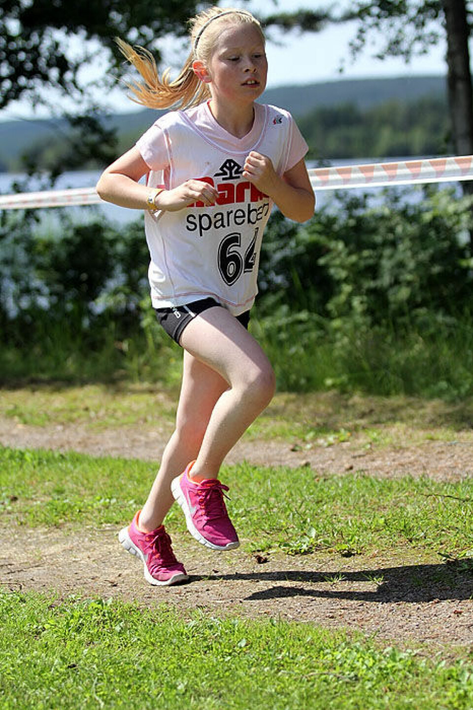 Sterk løping i varm Unionsmaraton Barnelop_pulje3_hoeyt_loeft_IMG_9517.jpg