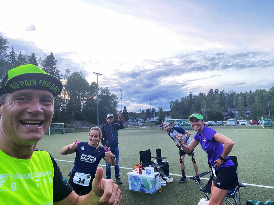 Kirsti Johnsen Skåtøy og Luca Roncoroni holdt ut lengst i Østmarka Backyard Ultra Pause9.jpg