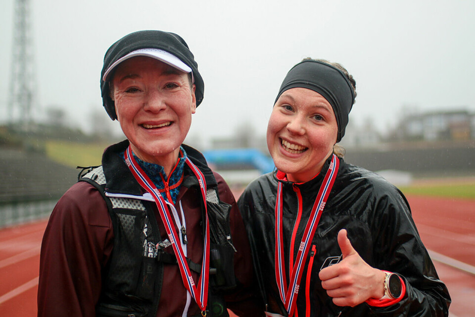 Marit Widding og Milla Koistinen var de to beste kvinnene på helmaraton, henholdsvis nummer to og en. (Alle foto: Arne Dag Myking) Marit Widding og Milla Koistinen var de to beste kvinnene på helmaraton, henholdsvis nummer to og en. (Alle foto: Arne Dag Myking)
