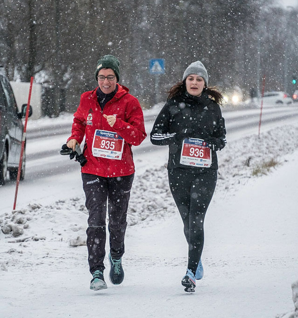 Mariann og Simen innfridde og vant Nyttårstrimmen som i fjor Lill__Ann_Junker_og_Andrea_Gullesen_640.jpg