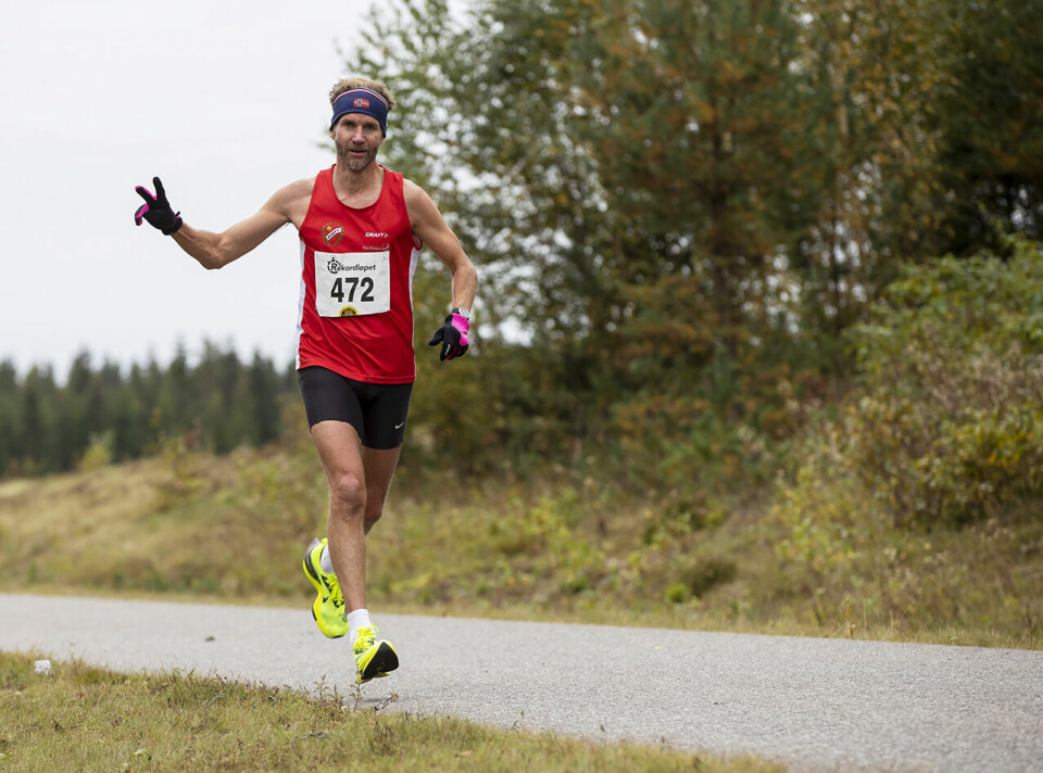 Norsk klasserekord på 5 km i Rekordløpet på Gardermoen Ole-Hermann-Roehr-undervegs.jpg