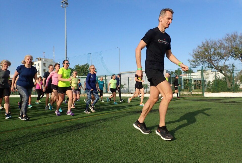 Løpeteknikkekspert Fredrik Zillén blir med på Kondis sin løpeuke i Portugal i oktober Fredrik Zillén demonstrerer løpeteknikk på Kondistur til Portugal med Springtime 2022