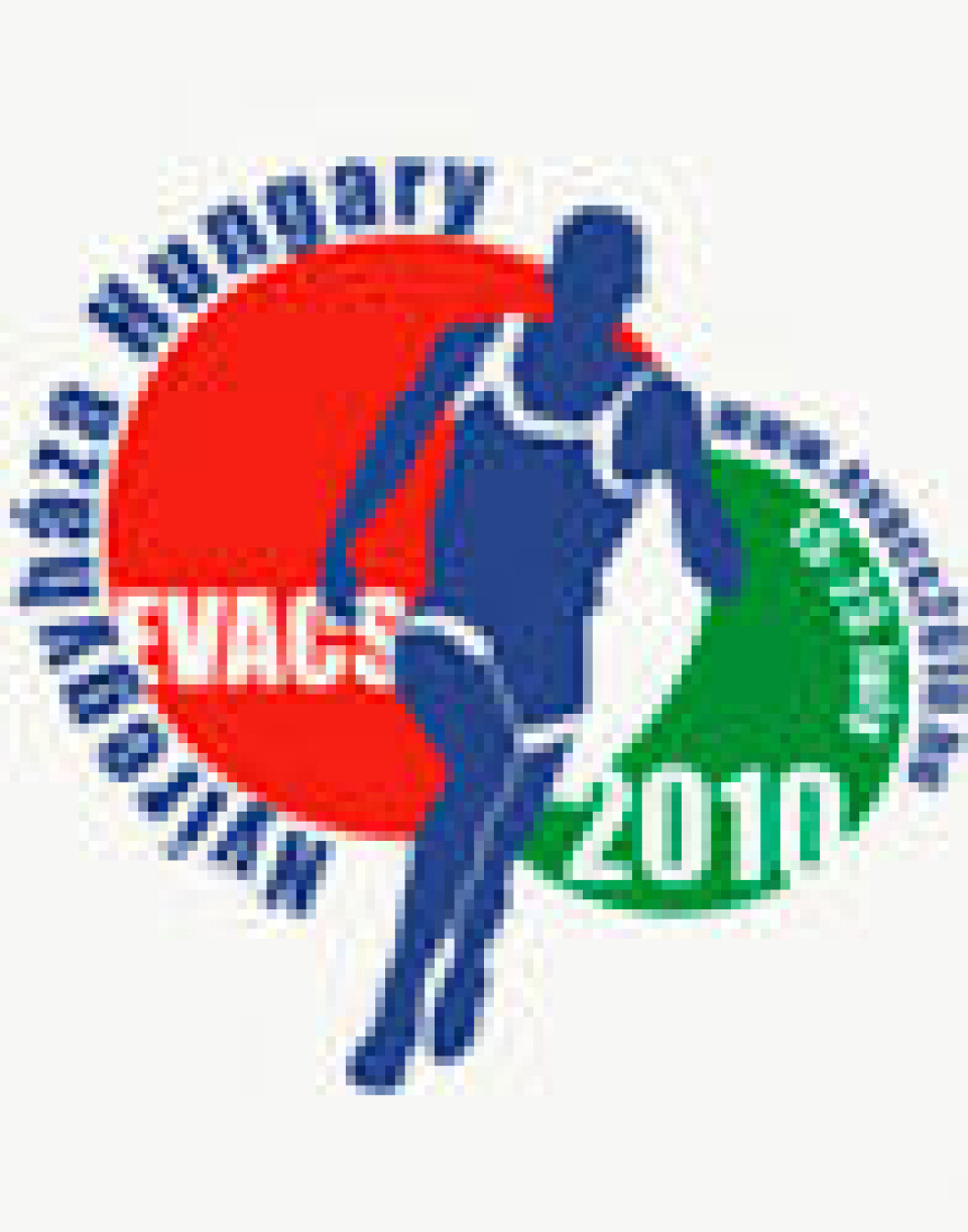 Sølv på 10 000 m i veteran-EM EVAC-logo