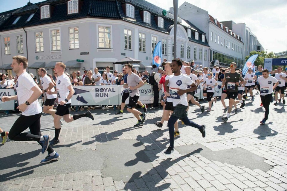 72221 løp Royal Run i Danmark - 14-åring løp 10 km på 30.23 Aalborg_10km_1600px_COLOURBOX39576931.jpg