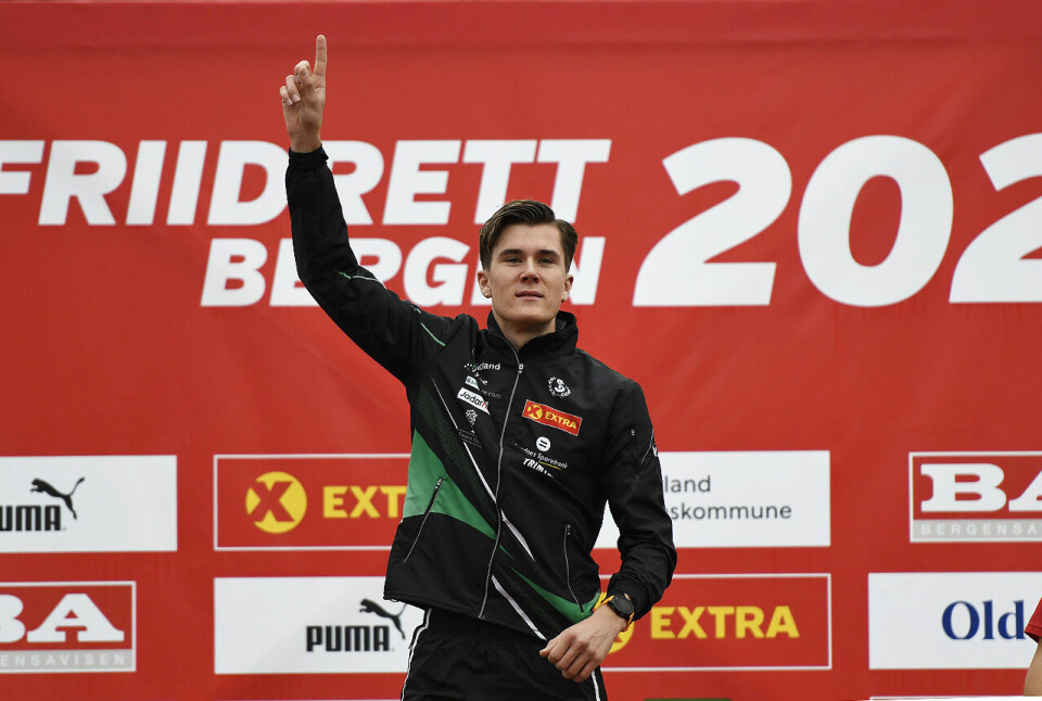Jakob Ingebrigtsen jubler for gull på 800 meter i NM i sesongens siste banestevne for hans del. (Foto: Bjørn Johannessen) Jakob Ingebrigtsen jubler for gull på 800 meter i NM i sesongens siste banestevne for hans del. (Foto: Bjørn Johannessen)