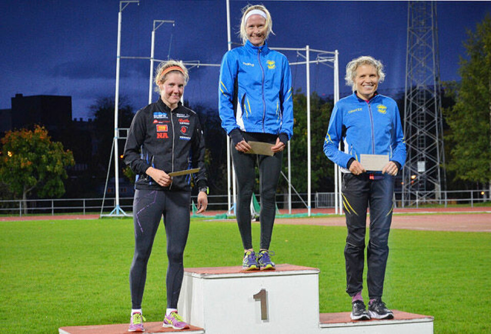 Lena Selen vant foran Maria Wågan (til venstre) og Anne Nevin. (Foto: Kaja Bakkejord) Lena Selen vant foran Maria Wågan (til venstre) og Anne Nevin. (Foto: Kaja Bakkejord)
