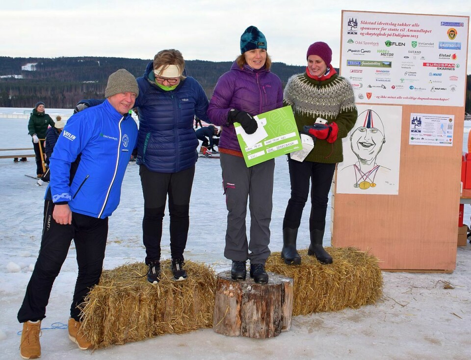 Amundløpet med tre av S-ene på plass på Dølisjøen Pallen kvinner 20 km.jpg