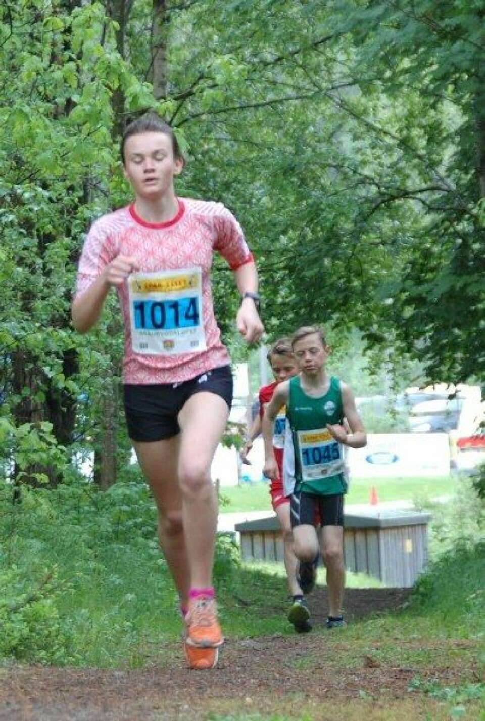 Hjemmeseiere og rekorddeltakelse i øs pøs i Skaubygdaløpet Tina_Knutsmoen_raskeste_kvinne_7km.jpg