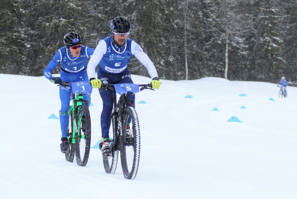 Hans Christian Tungesvik skøytet til VM-gull på Skeikampen Menn elite Marek Rauchfuss og Franco Pesavento.jpg
