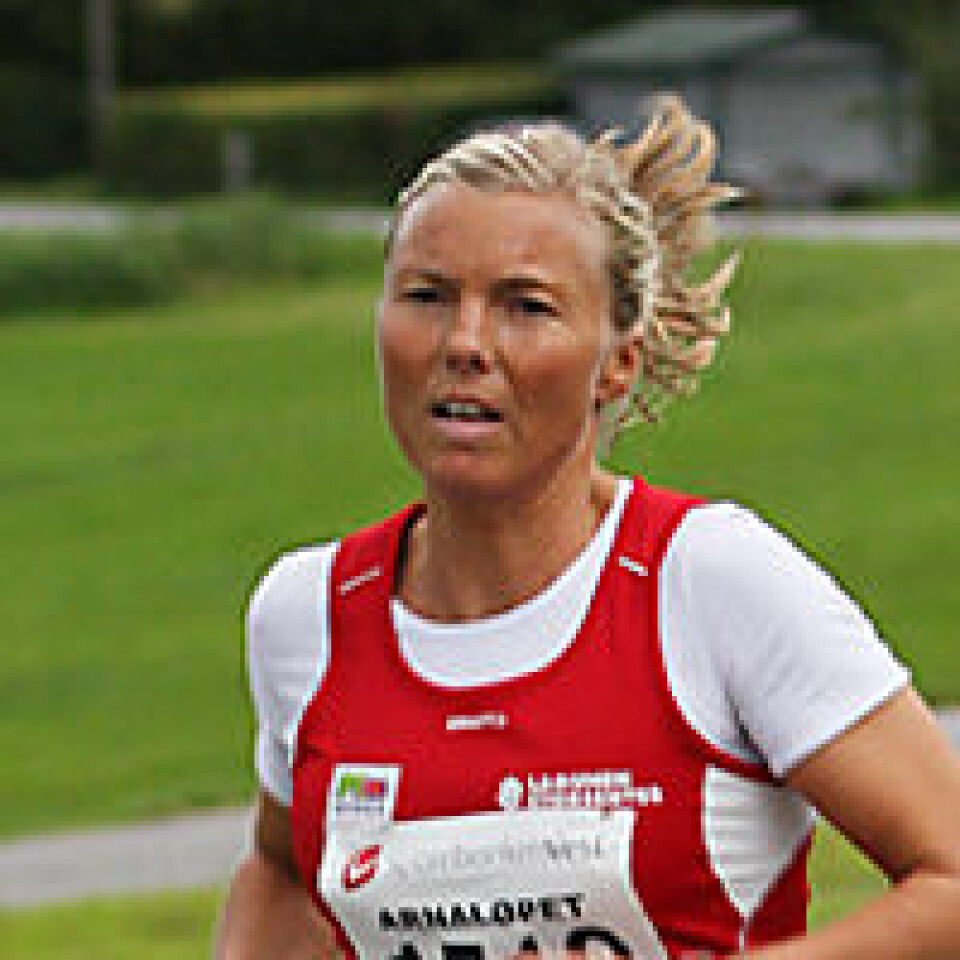 Løyperekord i Maratonkarusellen Gro_Svendal_Arna_2010