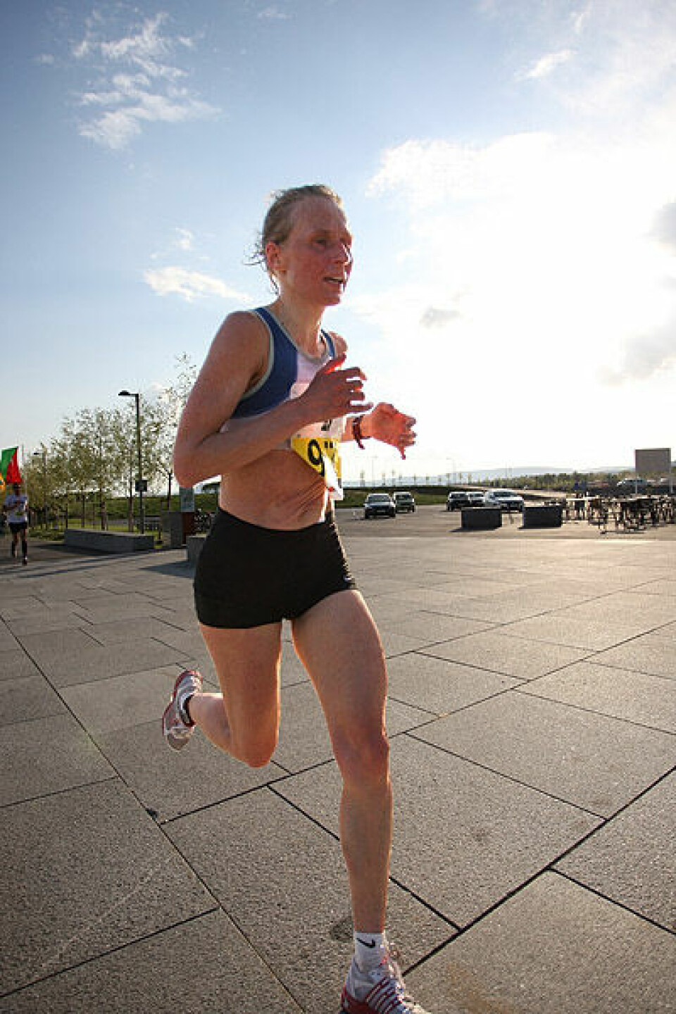 850 løp Fornebuløpet 10km_Siri_Stoermer_vinner_9C0E7883