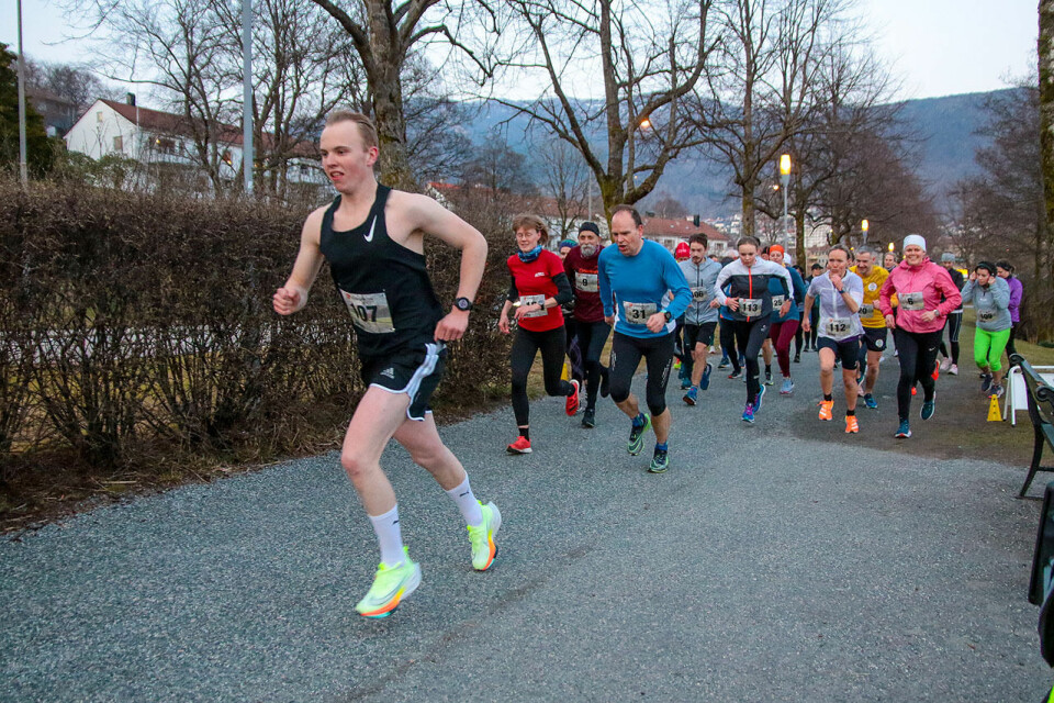Andreas Austevoll Nødtvedt tar initiativet helt fra start. (Alle foto: Arne Dag Myking) Andreas Austevoll Nødtvedt tar initiativet helt fra start. (Alle foto: Arne Dag Myking)