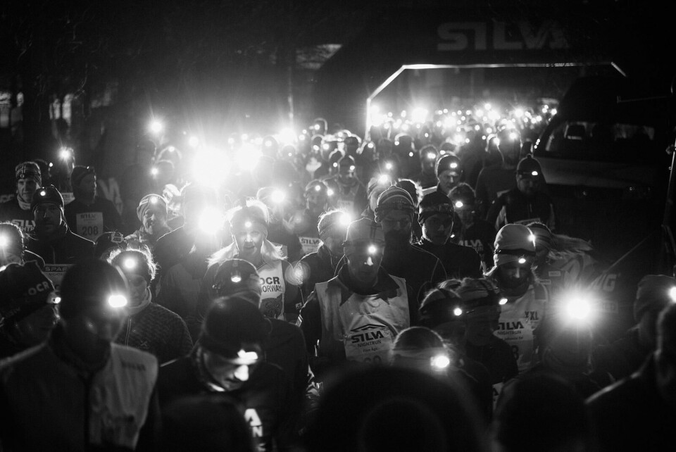 Alle må ha hodelykt i Silva Nightrun, det blir løp i både Oslo og Bergen Alle må ha hodelykt i Silva Nightrun, det blir løp i både Oslo og Bergen