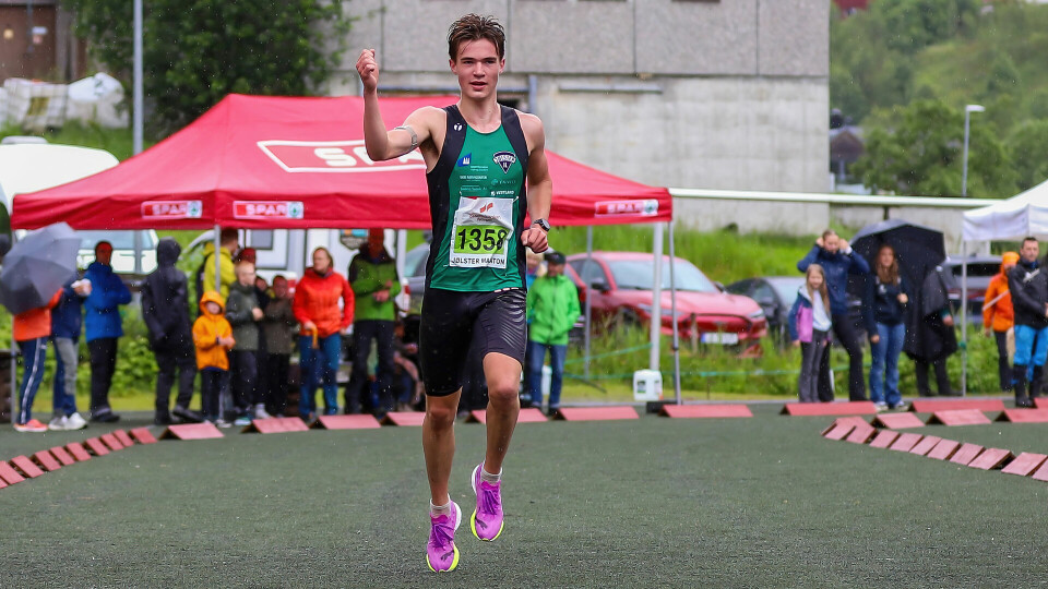 Åsmund Sunde Førde sørget for solid hjemmeseier da han løp til årsbeste på 5 km. (Foto: Trond Helgheim Spurkeland) Åsmund Sunde Førde sørget for solid hjemmeseier da han løp til årsbeste på 5 km. (Foto: arrangøren)