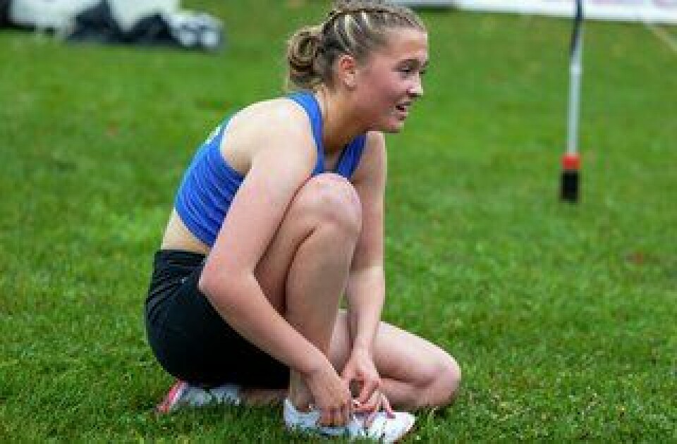 Thea løper for Norge i Nordisk mesterskap i terrengløp etter en kometkarriere denne sesongen NM Terreng - J17 - Thea Charlotte Knutsen