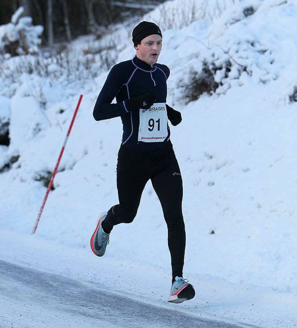 Olger Pedersen med bestetid på halvmaraton i Ålesund 5km_Baard_Indredavik_nr2_A20G9348.jpg