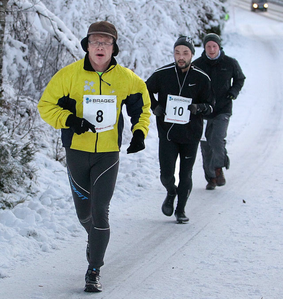 Olger Pedersen med bestetid på halvmaraton i Ålesund 9km_8Paul_Johan_Undheim_10Stian_Larsen_3Runar_Flugstad_broet_A20G9221.jpg