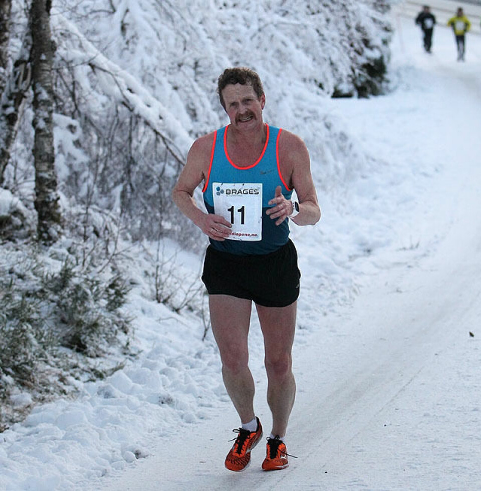 Olger Pedersen med bestetid på halvmaraton i Ålesund 9km_Odd_Gunnar_Tveit_A20G9200.jpg