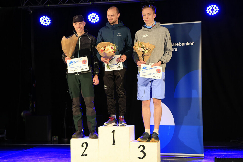 Øystein Ulekleiv og Monika Solvang vann Blåfelden Rett Opp Seierspallen_menn.jpg