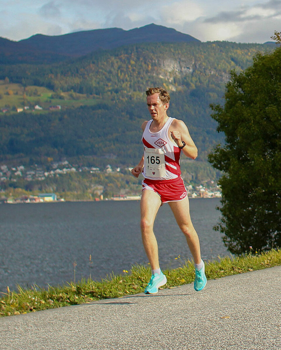 Adele Henriksen og Frew Zenebe Brkineh vant NM halvmaraton IMG_4803.jpg
