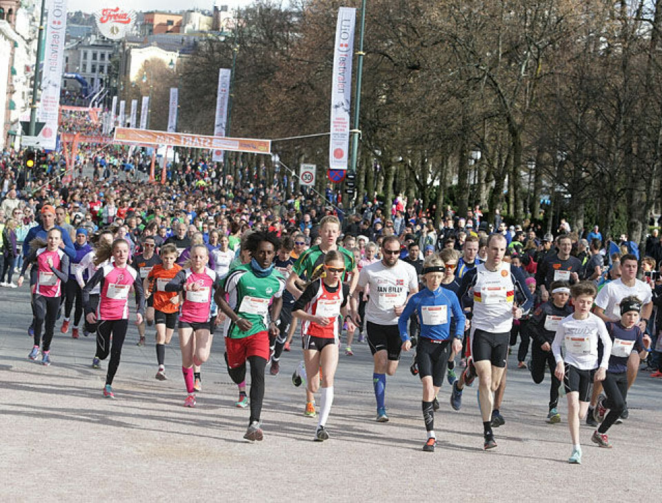 Tjalve dominerte Sentrumsløpet under skiftende skydekke Start_5km_AZ3T1529.jpg