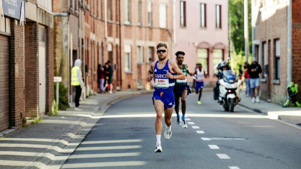 Jimmy Gressier i tet tidlig i løpet foran Efrem Gidey og Awwt Kibrab. (Foto: European Athletics) Jimmy Gressier i tet tidlig i løpet foran Efrem Gidey og Awwt Kibrab. (Foto: European Athletics)
