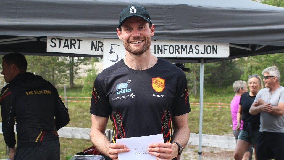 Nils Kristen Sandtrøen dokumenterte senest i HalvBirken for 14 dager siden at han holder formen godt vel like også som statsråd. Bildet er tatt etter vinnerløpet hans ved Femundsenden i 2022. Nils Kristen Sandtrøen dokumenterte senest i HalvBirken for 14 dager siden at han holder formen godt vel like også som statsråd. Bildet er tatt etter vinnerløpet hans ved Femundsenden i 2022.