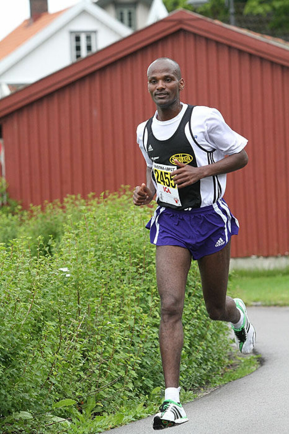 2000 deltok i Kristinaløpet Amelo_Afework_Gemale_IMG_8859.jpg