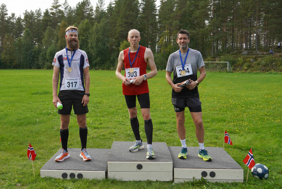 Strålende restart for Finnskogløpet 10 km seierspallen menn.jpg