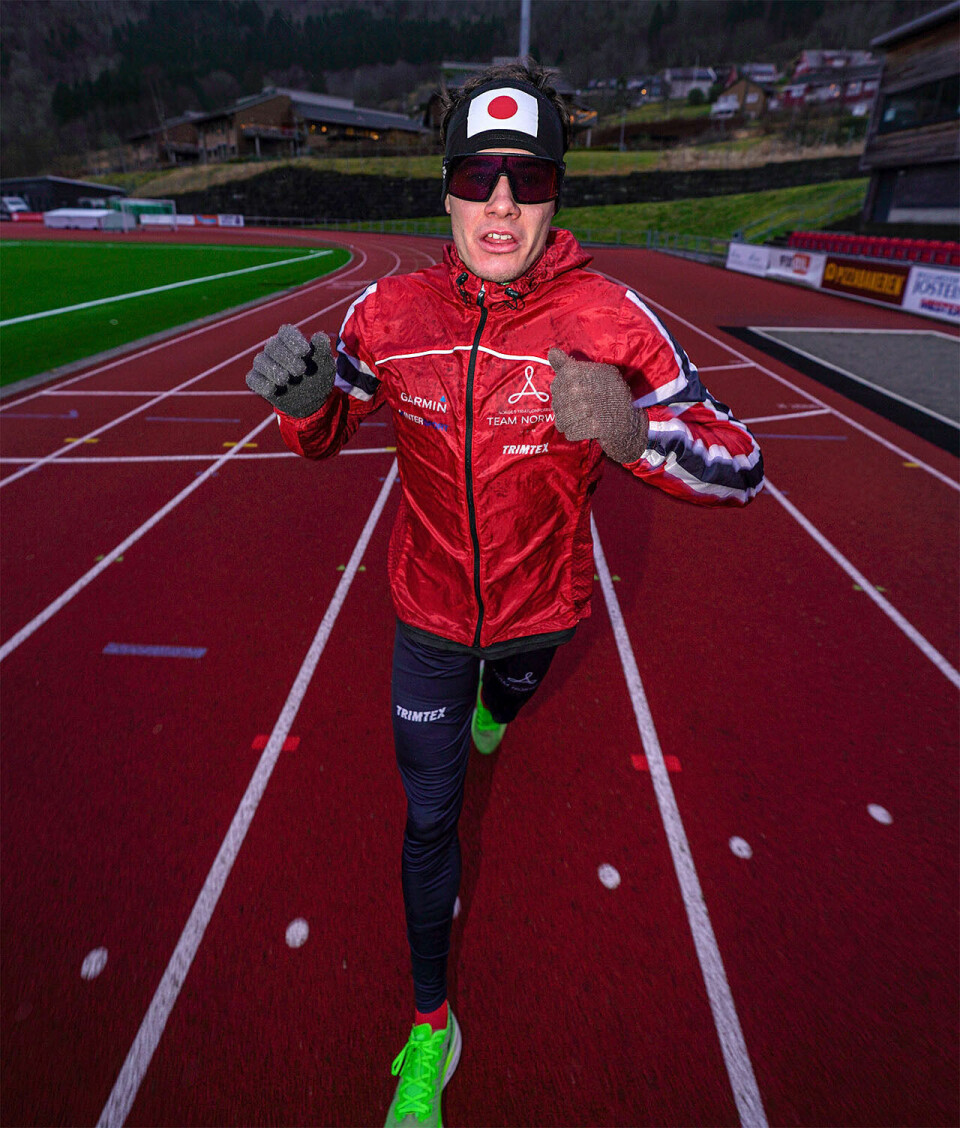 Kong Gustav 70.3 av triatlon Gustav_Iden_springing_foto_Mikal_Iden.jpg