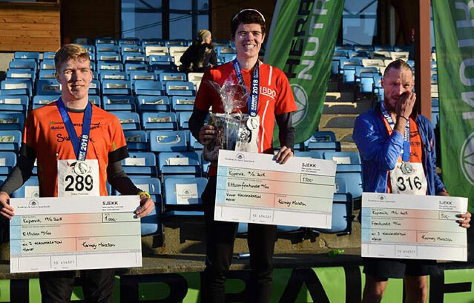 Thomas Asgautsen og Ann Kristin Mosbron vant Karmøy Maraton Pall_halvmaraton_menn_640.jpg