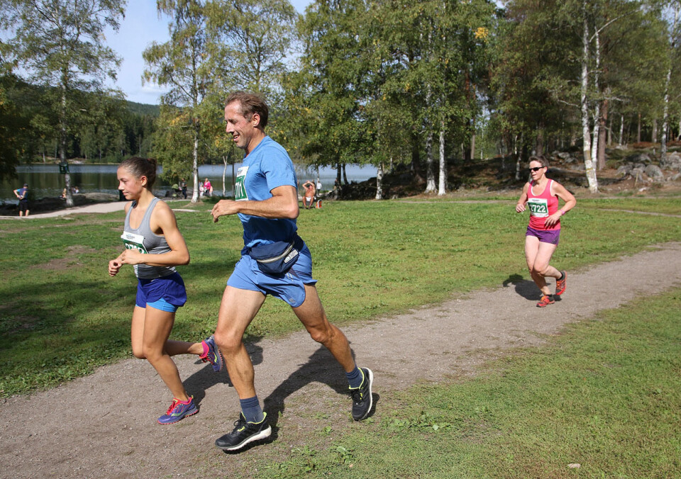 Alle distansene går forbi idylliske Sognsvann når det er en drøy kilometer igjen. (Foto: Runar Gilberg) Alle distansene går forbi idylliske Sognsvann når det er en drøy kilometer igjen. (Foto: Runar Gilberg)