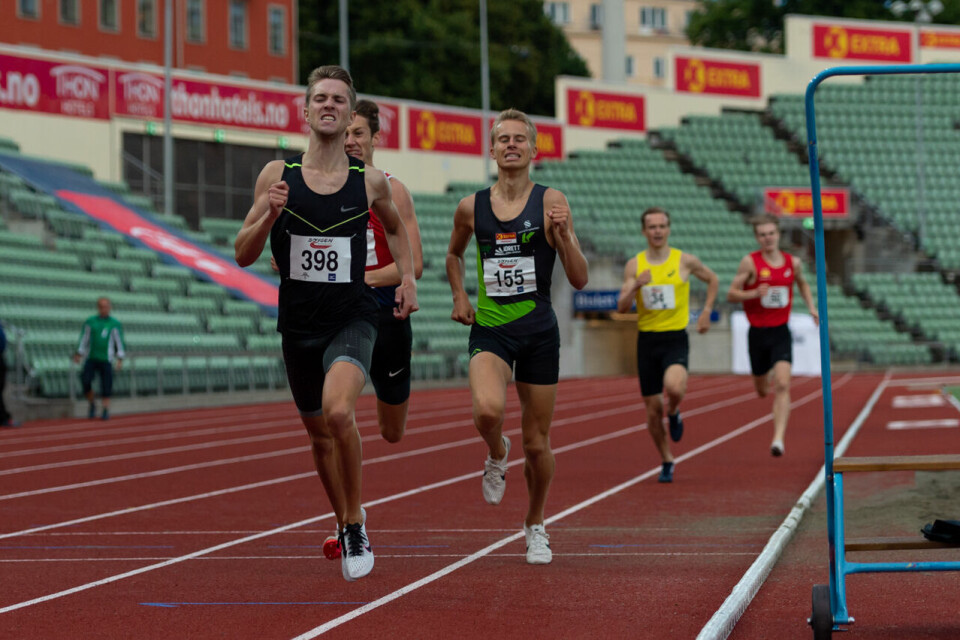 Jakob og Filip viste fart på 800 m A_Heat_Målgang_Kristian Uldbjerg Hansen_3.plass_DSC7789.jpg