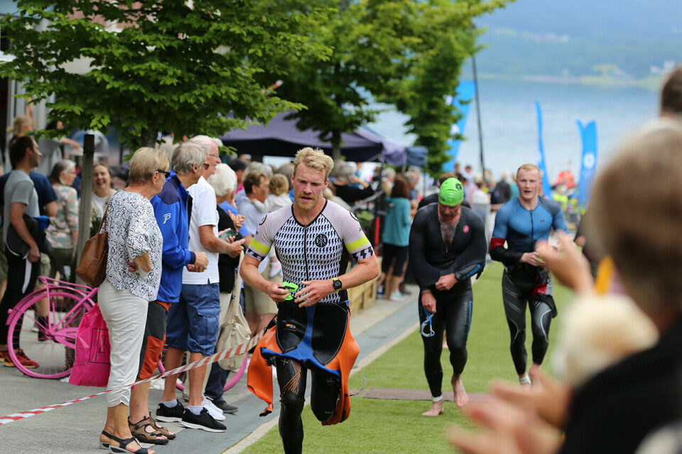166 deltakere til start i Trollveggen Triathlon In action.jpg
