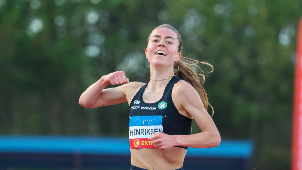 Vilde Våge Henriksen satte ny pers og tok en overbevisende seier på 3000 meter hinder. (Alle foto: Arne Dag Myking) Vilde Våge Henriksen satte ny pers og tok en overbevisende seier på 3000 meter hinder. (Alle foto: Arne Dag Myking)