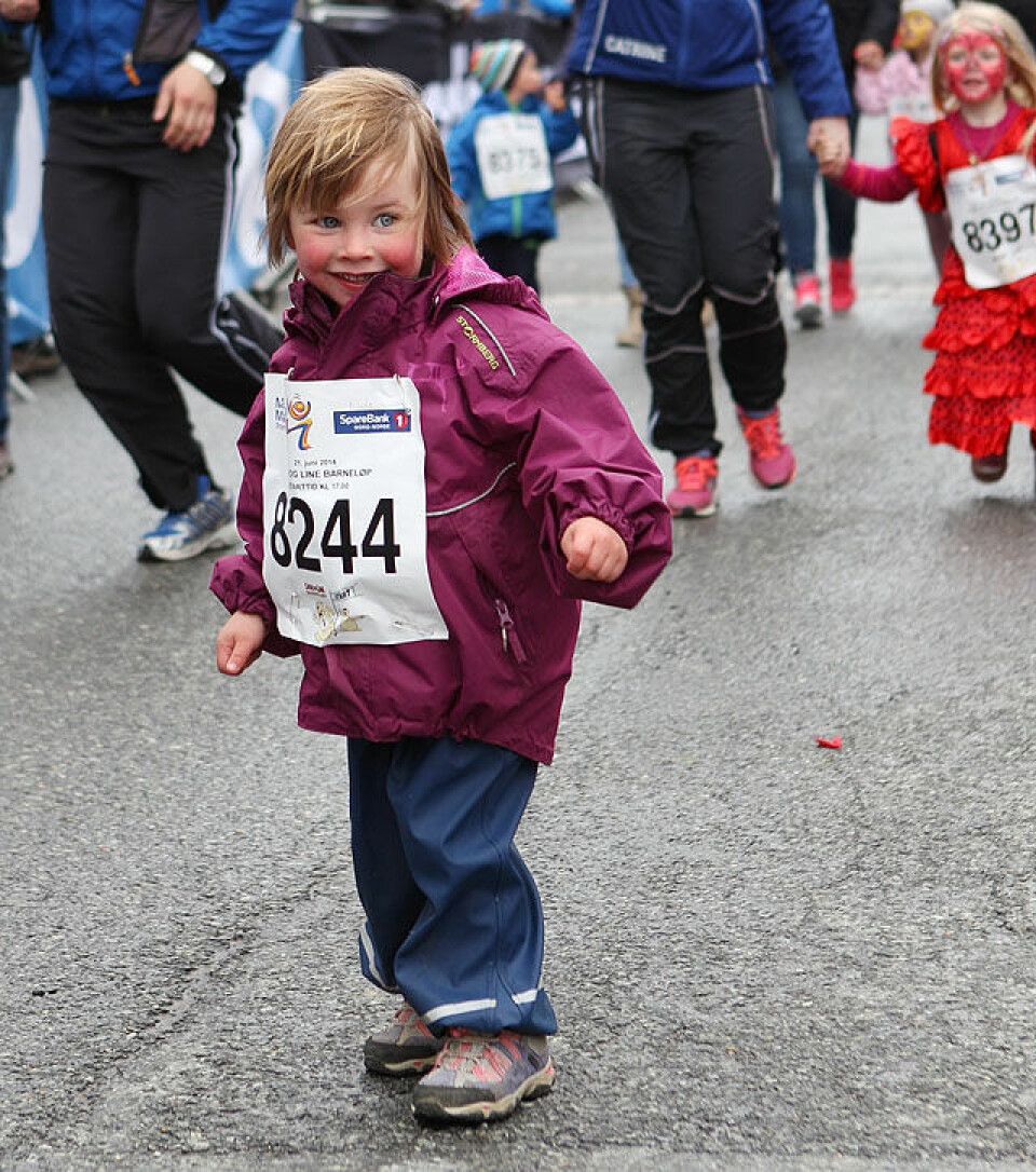 Knall, fall, smil og grin i Labb og Line-løpet Liten_skoyer_A20G3171.jpg