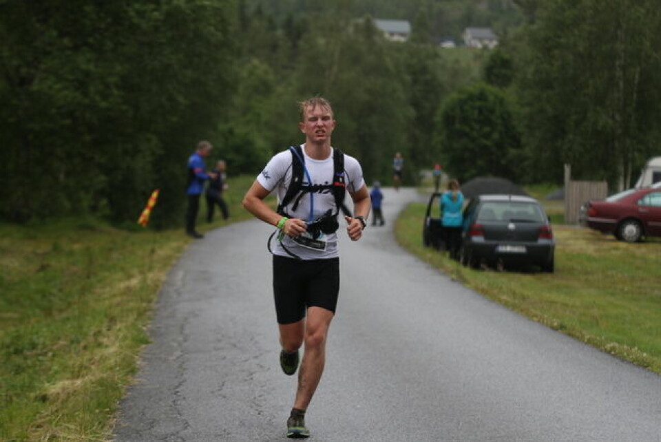 Malene Haukøy med løyperekord i Hornindal Rundt 38 km Johan_Olav_Smoerdal_Botn