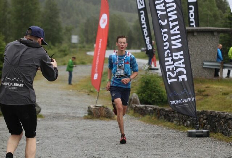 Malene Haukøy med løyperekord i Hornindal Rundt 38 km Trym_Dalset_Loedoen
